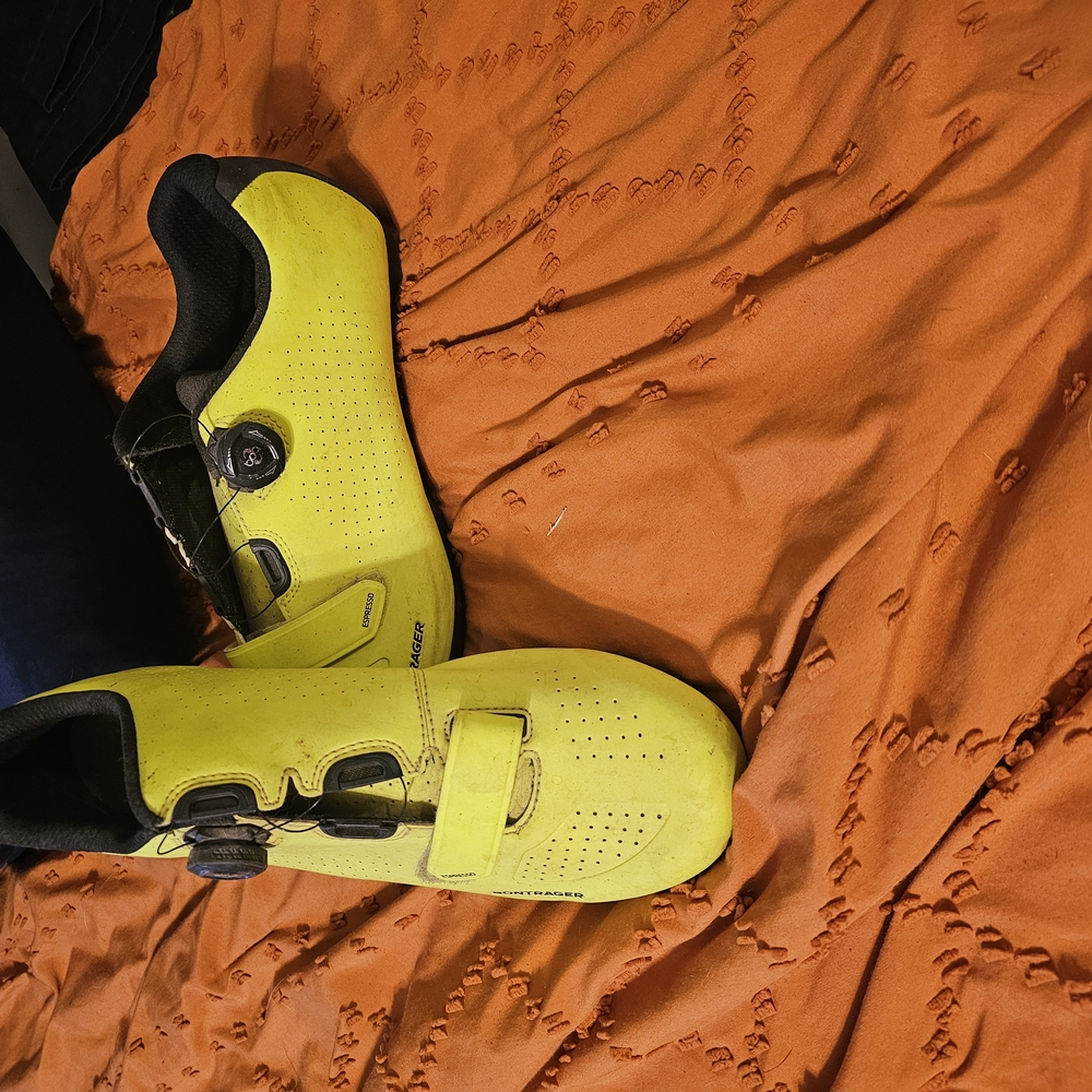 Yellow and Black Performance Cycling Shoes with BOA Closure